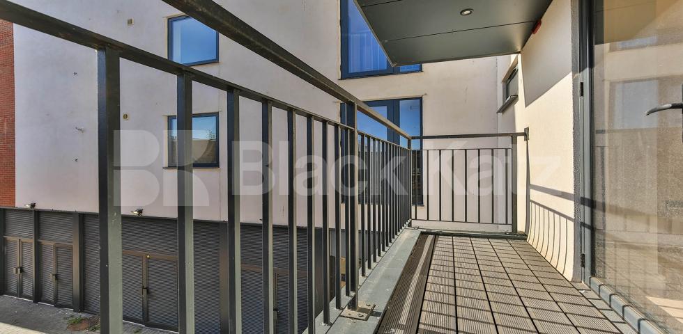 			2 Bedroom, 2 bath, 1 reception Apartment			 Tottenham Lane, Crouch End